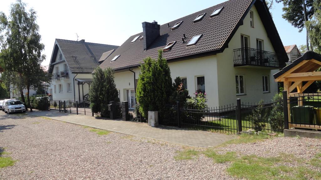 Dom Artusa Ustka Esterno foto
